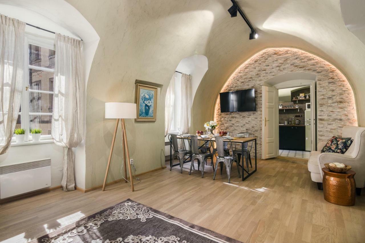 Old Town Square Apartments By Michal&Friends Prague Exterior photo